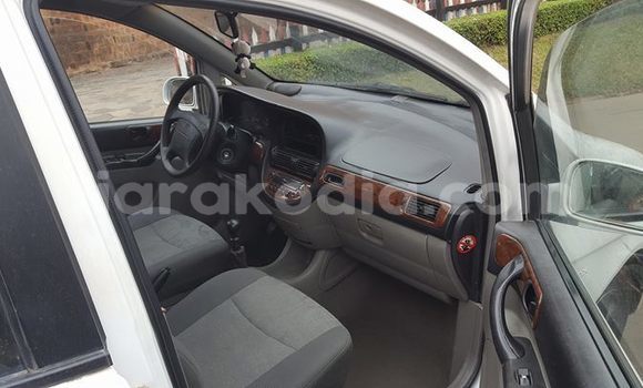 Acheter Occasion Voiture Daewoo Rezzo Blanc à Antananarivo, Analamanga Acheter Occasion Voiture Daewoo Rezzo Blanc à Antananarivo, Analamanga