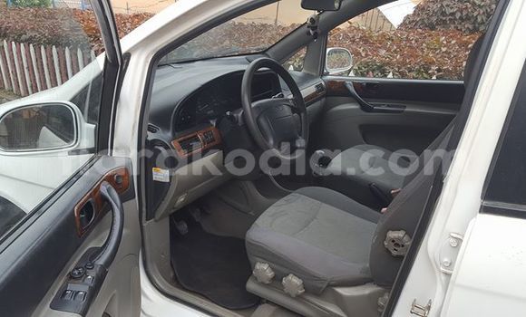 Acheter Occasion Voiture Daewoo Rezzo Blanc à Antananarivo, Analamanga Acheter Occasion Voiture Daewoo Rezzo Blanc à Antananarivo, Analamanga