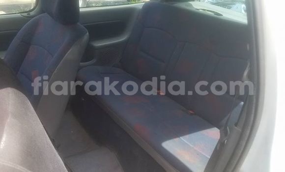 Acheter Occasion Voiture Renault Clio Gris à Antananarivo, Analamanga Acheter Occasion Voiture Renault Clio Gris à Antananarivo, Analamanga