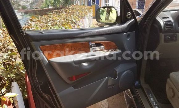 Acheter Occasion Voiture SsangYong Rexton Noir à Antananarivo, Analamanga Acheter Occasion Voiture SsangYong Rexton Noir à Antananarivo, Analamanga