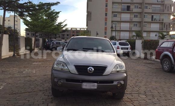 Acheter Occasion Voiture Kia Sorento Gris à Antananarivo, Analamanga Acheter Occasion Voiture Kia Sorento Gris à Antananarivo, Analamanga