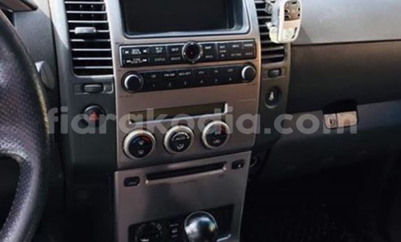 Acheter Occasion Voiture Nissan Pathfinder Noir à Antananarivo, Analamanga Acheter Occasion Voiture Nissan Pathfinder Noir à Antananarivo, Analamanga
