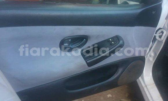 Buy Used Peugeot 406 White Car in Antananarivo in Analamanga Buy Used Peugeot 406 White Car in Antananarivo in Analamanga