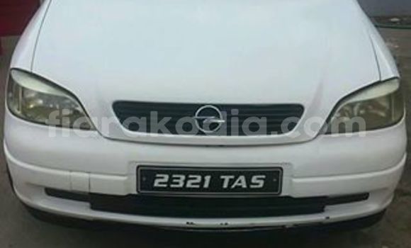 Acheter Occasion Voiture Opel Astra Blanc à Antananarivo, Analamanga