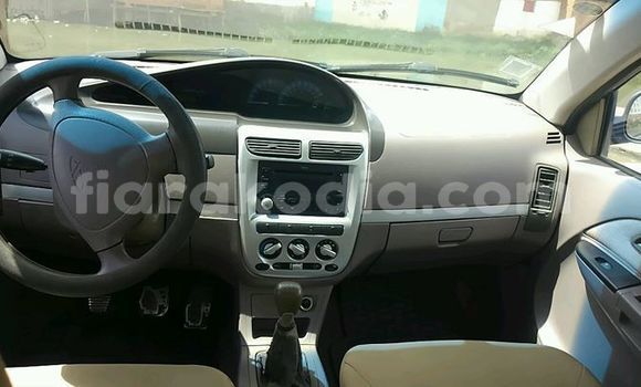 Buy Used Chery Sweet (QQ) Blue Car in Antananarivo in Analamanga Buy Used Chery Sweet (QQ) Blue Car in Antananarivo in Analamanga