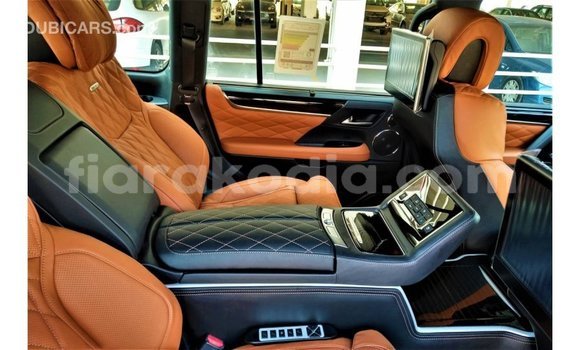 Acheter Import Voiture Lexus LX Noir à Import - Dubai, Diana Acheter Import Voiture Lexus LX Noir à Import - Dubai, Diana