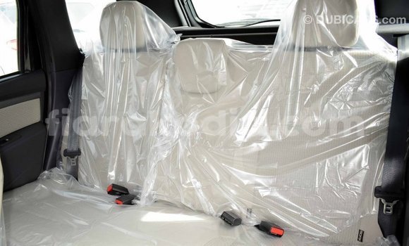 Acheter Import Voiture Renault Duster Noir à Import - Dubai, Diana Acheter Import Voiture Renault Duster Noir à Import - Dubai, Diana