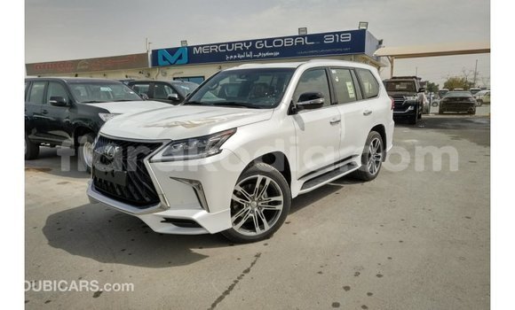 Acheter Import Voiture Lexus LX Blanc à Import - Dubai, Diana Acheter Import Voiture Lexus LX Blanc à Import - Dubai, Diana