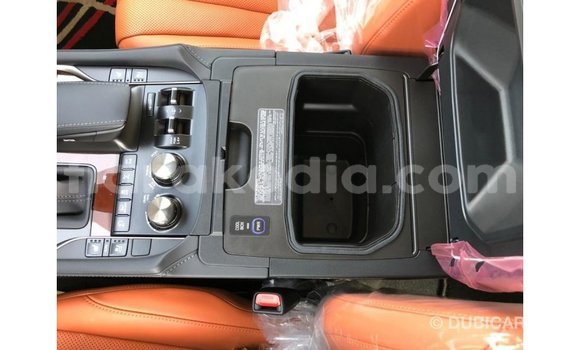 Acheter Import Voiture Lexus LX Blanc à Import - Dubai, Diana Acheter Import Voiture Lexus LX Blanc à Import - Dubai, Diana