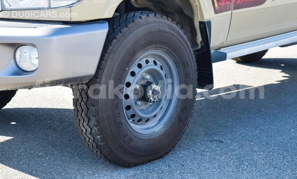 Buy Import Toyota Land Cruiser Beige Car in Import - Dubai in Diana Buy Import Toyota Land Cruiser Beige Car in Import - Dubai in Diana