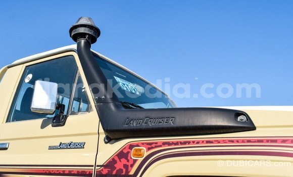 Buy Import Toyota Land Cruiser Beige Car in Import - Dubai in Diana Buy Import Toyota Land Cruiser Beige Car in Import - Dubai in Diana