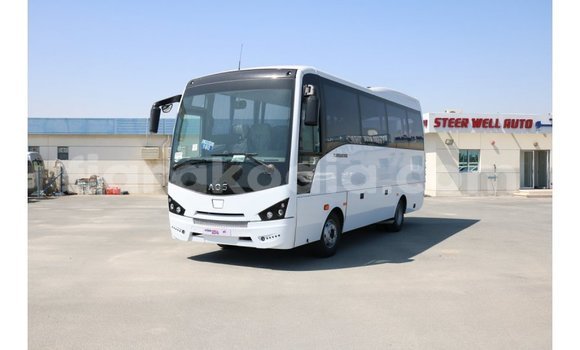 Acheter Import Voiture Isuzu Rodeo Blanc à Import - Dubai, Diana