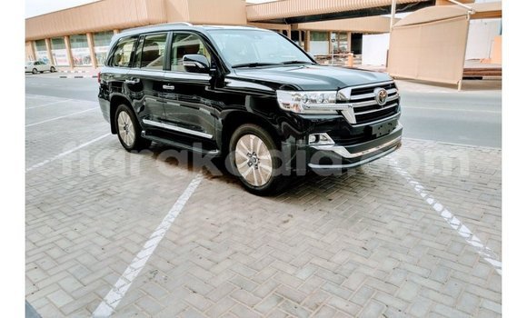 Acheter Import Voiture Toyota Land Cruiser Noir à Import - Dubai, Diana Acheter Import Voiture Toyota Land Cruiser Noir à Import - Dubai, Diana