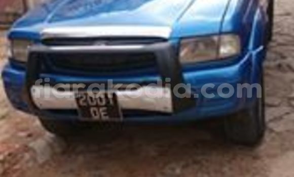 Acheter Occasion Voiture Mazda BT-50 Bleu à Antananarivo, Analamanga Acheter Occasion Voiture Mazda BT-50 Bleu à Antananarivo, Analamanga