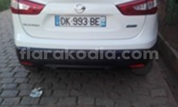 Acheter Occasion Voiture Nissan Qashqai Blanc à Antananarivo, Analamanga Acheter Occasion Voiture Nissan Qashqai Blanc à Antananarivo, Analamanga