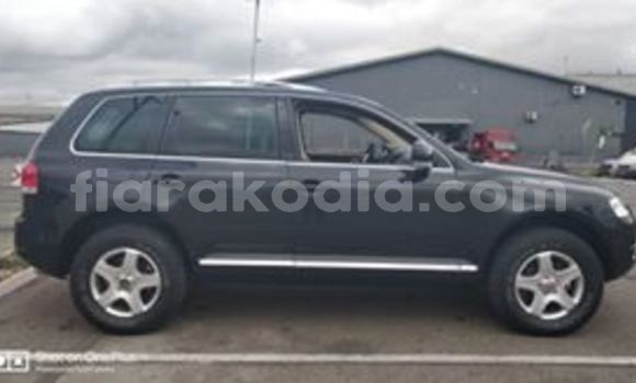 Acheter Occasion Voiture Volkswagen Touareg Noir à Antananarivo, Analamanga Acheter Occasion Voiture Volkswagen Touareg Noir à Antananarivo, Analamanga