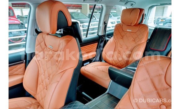 Acheter Import Voiture Toyota Land Cruiser Noir à Import - Dubai, Diana Acheter Import Voiture Toyota Land Cruiser Noir à Import - Dubai, Diana