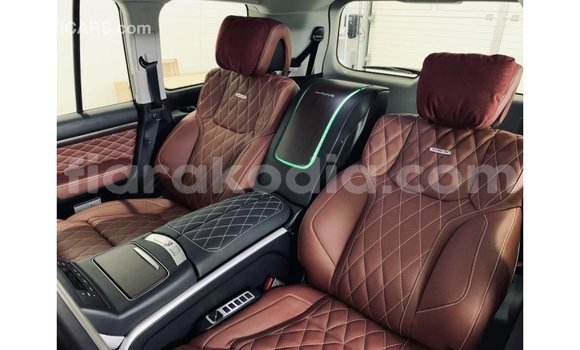 Acheter Import Voiture Toyota Land Cruiser Noir à Import - Dubai, Diana Acheter Import Voiture Toyota Land Cruiser Noir à Import - Dubai, Diana