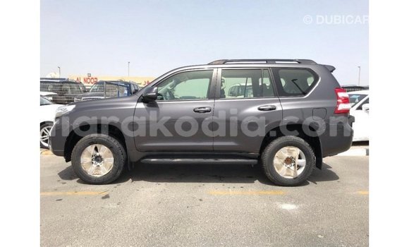 Acheter Import Voiture Toyota Prado Autre à Import - Dubai, Diana Acheter Import Voiture Toyota Prado Autre à Import - Dubai, Diana