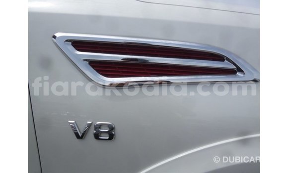 Acheter Import Voiture Nissan Patrol Blanc à Import - Dubai, Diana Acheter Import Voiture Nissan Patrol Blanc à Import - Dubai, Diana