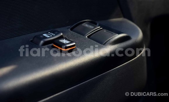 Hividy Toyota Hiace fotsy Car in Import - Dubai in Diana Hividy Toyota Hiace fotsy Car in Import - Dubai in Diana