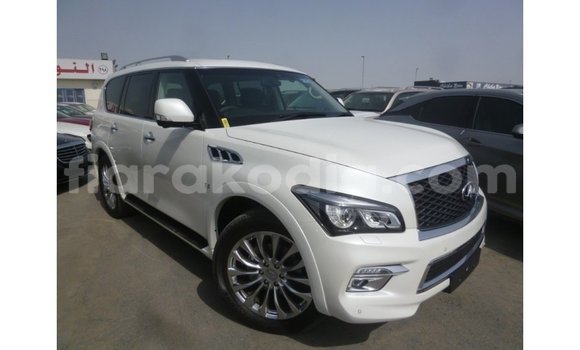 Acheter Import Voiture Infiniti Q Blanc à Import - Dubai, Diana
