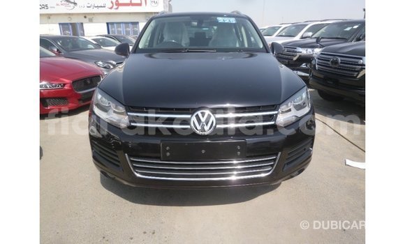 Acheter Import Voiture Volkswagen Touareg Noir à Import - Dubai, Diana Acheter Import Voiture Volkswagen Touareg Noir à Import - Dubai, Diana