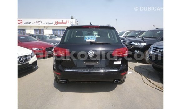 Acheter Import Voiture Volkswagen Touareg Noir à Import - Dubai, Diana Acheter Import Voiture Volkswagen Touareg Noir à Import - Dubai, Diana