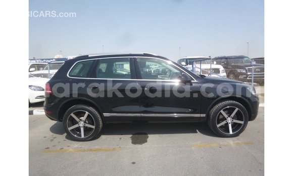 Acheter Import Voiture Volkswagen Touareg Noir à Import - Dubai, Diana Acheter Import Voiture Volkswagen Touareg Noir à Import - Dubai, Diana