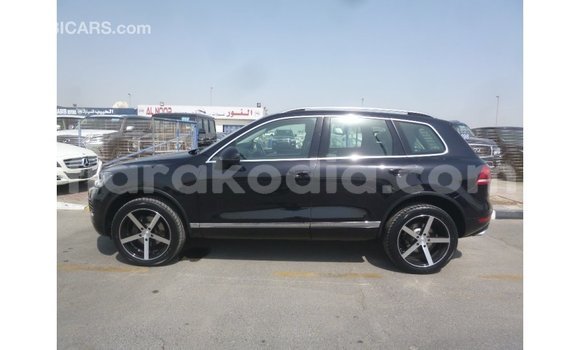 Acheter Import Voiture Volkswagen Touareg Noir à Import - Dubai, Diana Acheter Import Voiture Volkswagen Touareg Noir à Import - Dubai, Diana