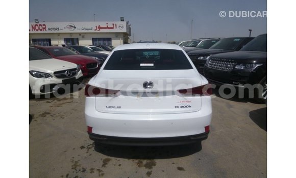 Acheter Import Voiture Lexus IS Blanc à Import - Dubai, Diana Acheter Import Voiture Lexus IS Blanc à Import - Dubai, Diana
