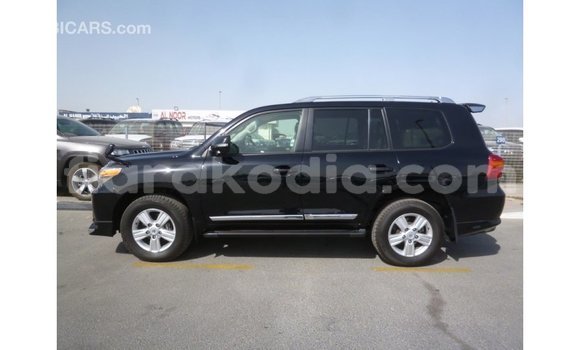 Acheter Import Voiture Toyota Land Cruiser Noir à Import - Dubai, Diana Acheter Import Voiture Toyota Land Cruiser Noir à Import - Dubai, Diana