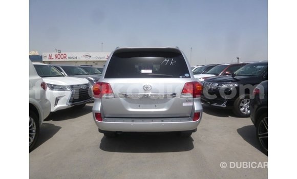 Acheter Import Voiture Toyota Land Cruiser Autre à Import - Dubai, Diana Acheter Import Voiture Toyota Land Cruiser Autre à Import - Dubai, Diana