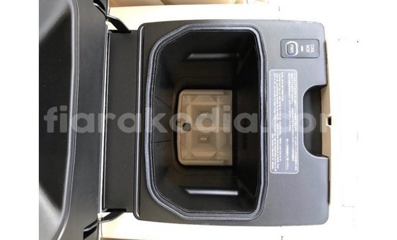 Acheter Import Voiture Lexus LX Noir à Import - Dubai, Diana Acheter Import Voiture Lexus LX Noir à Import - Dubai, Diana