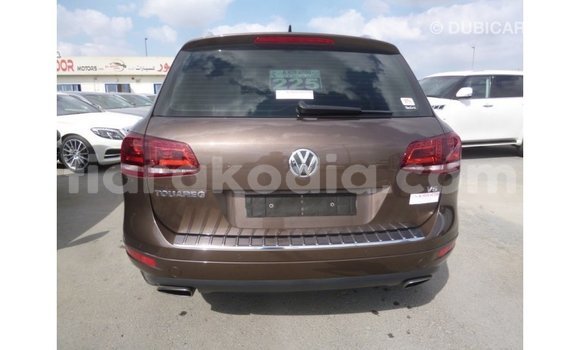 Acheter Import Voiture Volkswagen Touareg Marron à Import - Dubai, Diana Acheter Import Voiture Volkswagen Touareg Marron à Import - Dubai, Diana