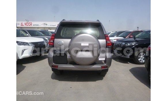 Acheter Import Voiture Toyota Prado Autre à Import - Dubai, Diana Acheter Import Voiture Toyota Prado Autre à Import - Dubai, Diana