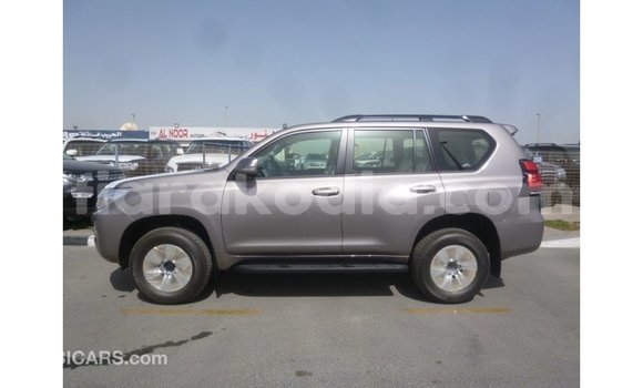 Acheter Import Voiture Toyota Prado Autre à Import - Dubai, Diana Acheter Import Voiture Toyota Prado Autre à Import - Dubai, Diana