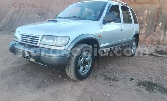 Hividy Kia Sportage Silver Car in Antananarivo in Analamanga Hividy Kia Sportage Silver Car in Antananarivo in Analamanga