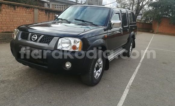 Hividy Nissan Pathfinder Black Car in Antananarivo in Analamanga Hividy Nissan Pathfinder Black Car in Antananarivo in Analamanga