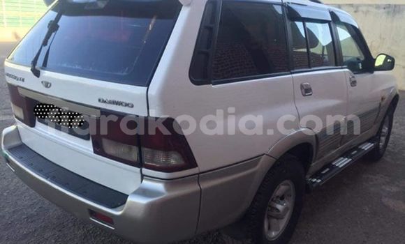 Hividy Daewoo Musso fotsy Car in Antananarivo in Analamanga Hividy Daewoo Musso fotsy Car in Antananarivo in Analamanga