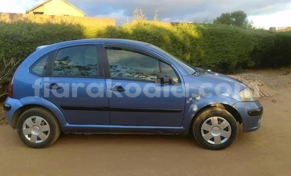 Buy Used Citroen C3 Blue Car in Antananarivo in Analamanga Buy Used Citroen C3 Blue Car in Antananarivo in Analamanga