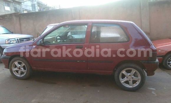 Buy Used Renault Clio Red Car in Antananarivo in Analamanga Buy Used Renault Clio Red Car in Antananarivo in Analamanga