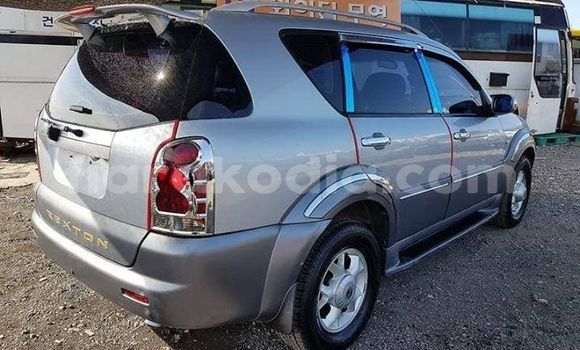 Hividy SsangYong Rexton Silver Car in Antananarivo in Analamanga Hividy SsangYong Rexton Silver Car in Antananarivo in Analamanga