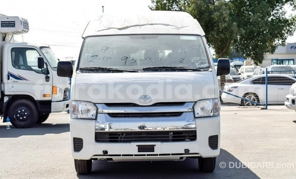 Hividy Toyota Hiace fotsy Car in Import - Dubai in Diana Hividy Toyota Hiace fotsy Car in Import - Dubai in Diana