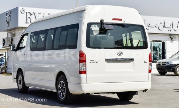 Hividy Toyota Hiace fotsy Car in Import - Dubai in Diana Hividy Toyota Hiace fotsy Car in Import - Dubai in Diana