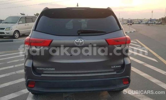 Hividy Toyota Highlander Hafa Car in Import - Dubai in Diana Hividy Toyota Highlander Hafa Car in Import - Dubai in Diana