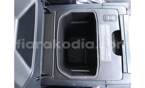 Acheter Import Voiture Lexus LX Blanc à Import - Dubai, Diana Acheter Import Voiture Lexus LX Blanc à Import - Dubai, Diana