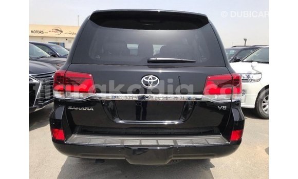 Acheter Import Voiture Toyota Land Cruiser Noir à Import - Dubai, Diana Acheter Import Voiture Toyota Land Cruiser Noir à Import - Dubai, Diana