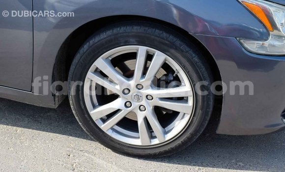 Hividy Nissan Maxima Hafa Car in Import - Dubai in Diana Hividy Nissan Maxima Hafa Car in Import - Dubai in Diana