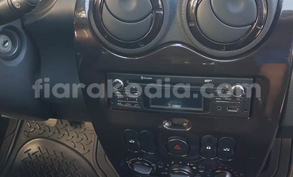 Acheter Occasion Voiture Renault Duster Gris à Antananarivo, Analamanga Acheter Occasion Voiture Renault Duster Gris à Antananarivo, Analamanga